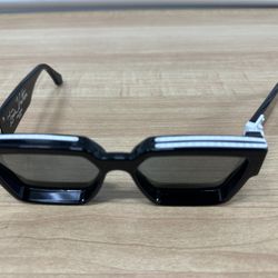 Louis Vuitton Z1689W 1.1 Millionaires Sunglasses - white 