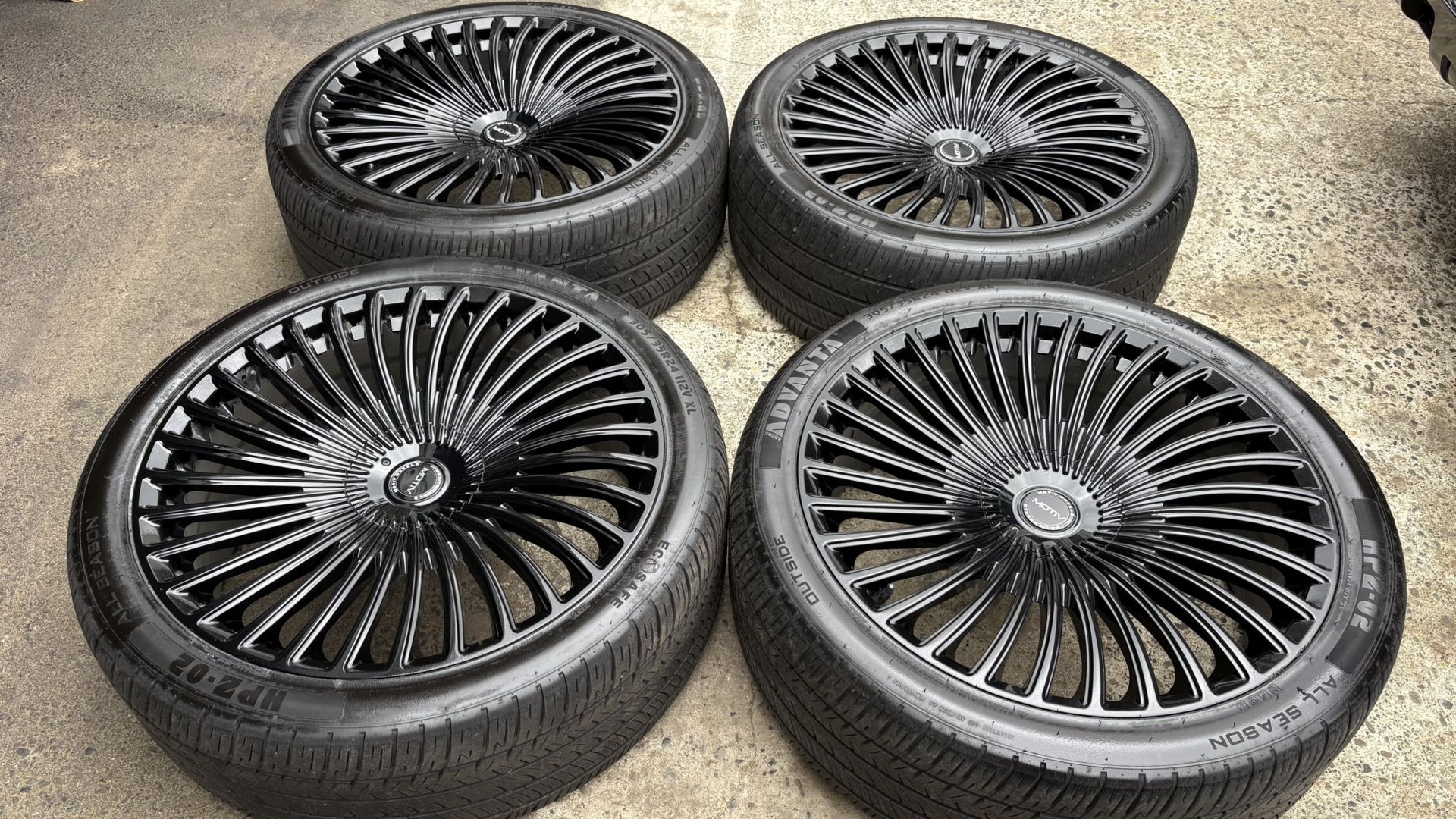 24 INCH MOTIV 6 LUG UNIVERSAL RIMS AND TIRES. for Sale in Auburn, WA ...