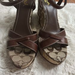 Authentic Coach Sandals Size 8