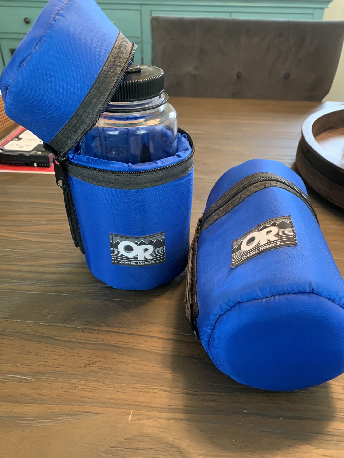 Water bottle shop parka