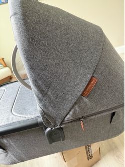 Uppababy Newborn Bundle - Bassinet, Rain Shield, and Infant Insert