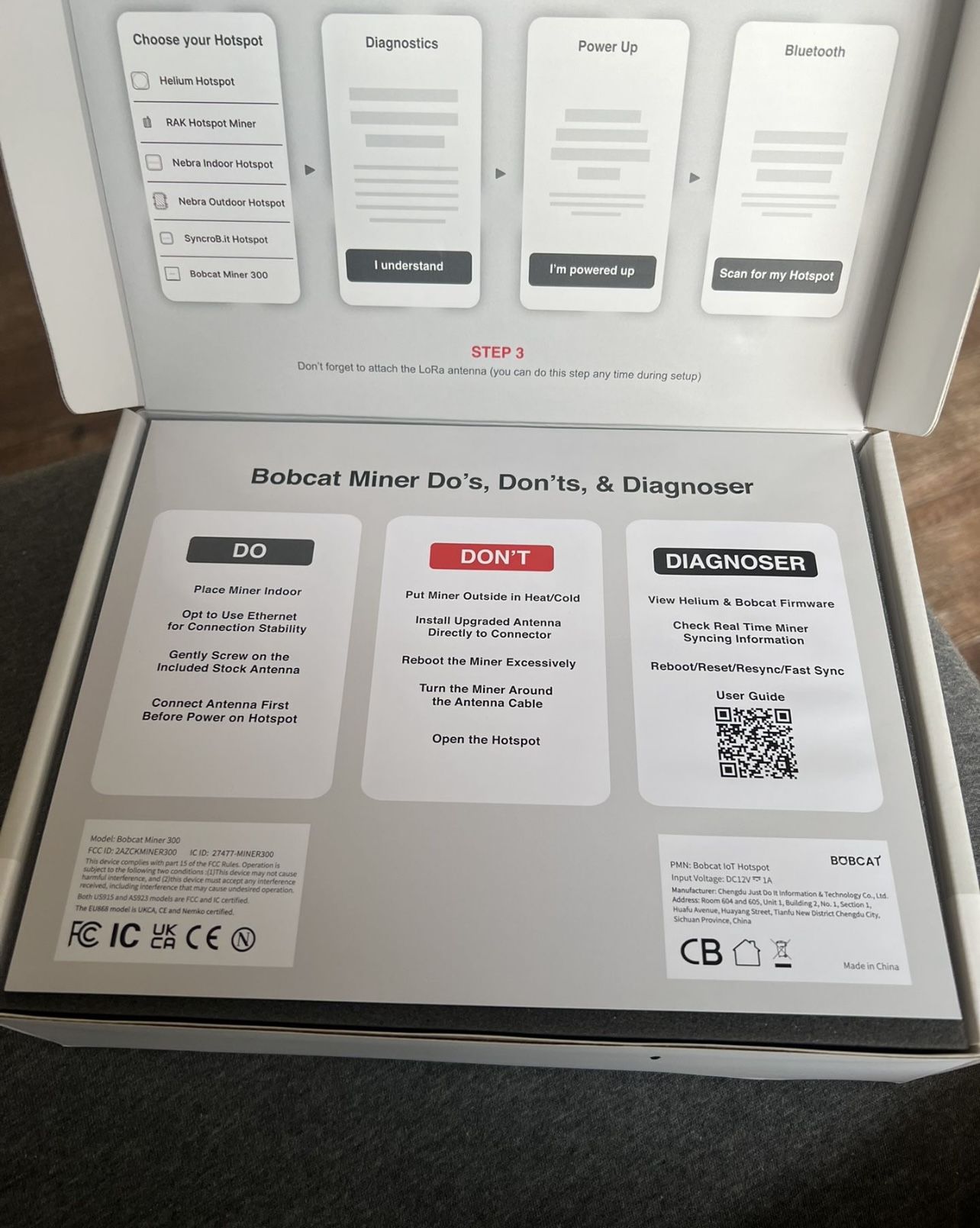 Helium Bobcat 300 Miner
