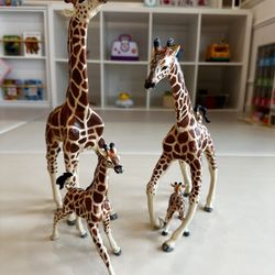 Giraffe Decor