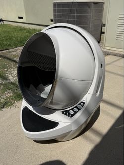 Litter-Robot 3 Connect litter box