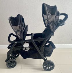 Double Stroller Chicco LIKE NEW CONDITIONS