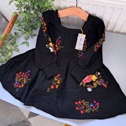 Baby Girl 12-18 Months BNWT River Island Heavyweight Waffle Embroidered Dress