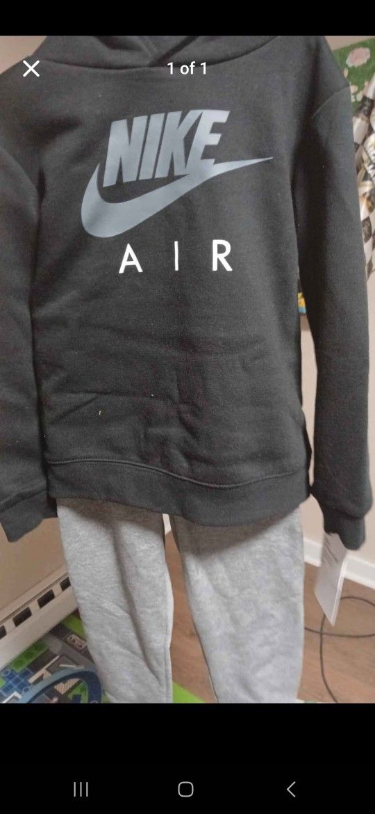 4t Nike Sweatsuit