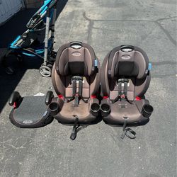 2 Gracco Car Seats and 1 Booster