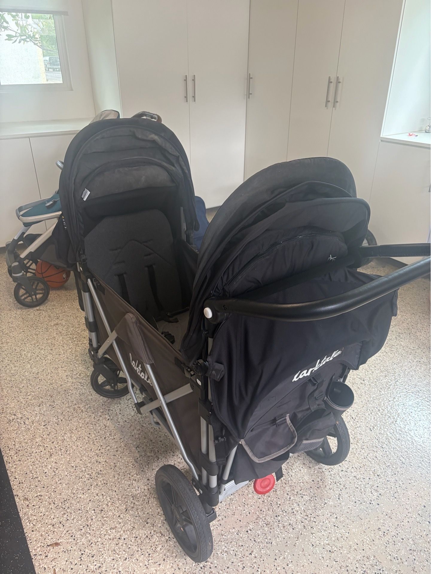 2023 Larktale Caravan V2 Double Stroller Wagon