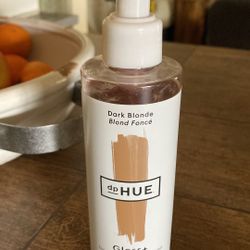 dp Hue Gloss ( dark blonde)