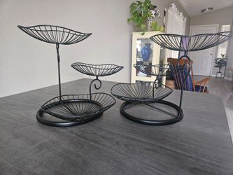 3-Tier Black Metal Wire Fruit Basket Stand