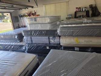 BRAND NEW LUXURIOUS BEDS / MATTRESSES