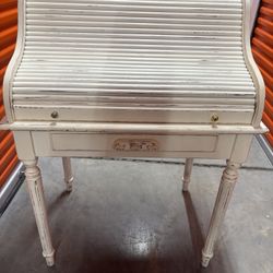 Beautiful Antique roll up Desk 