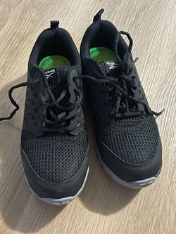 Women’s size 6.5 Electrical Hazard slip resistant