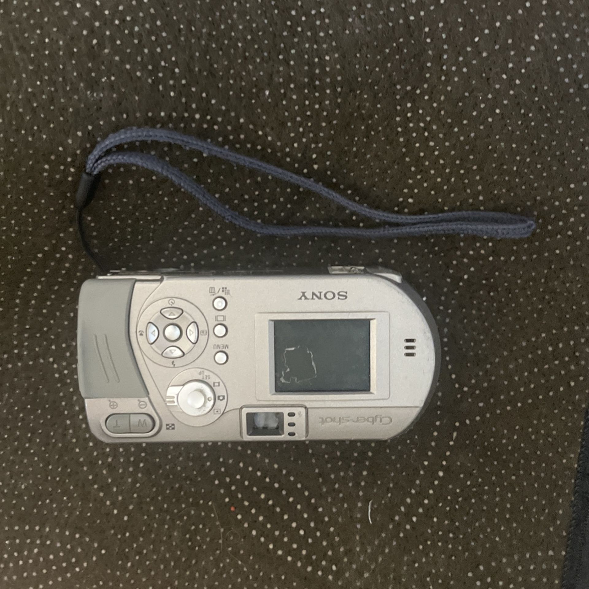 Sony Cyber-Shot Dsc-p92 Digital 3x Zoom 5mp Camera