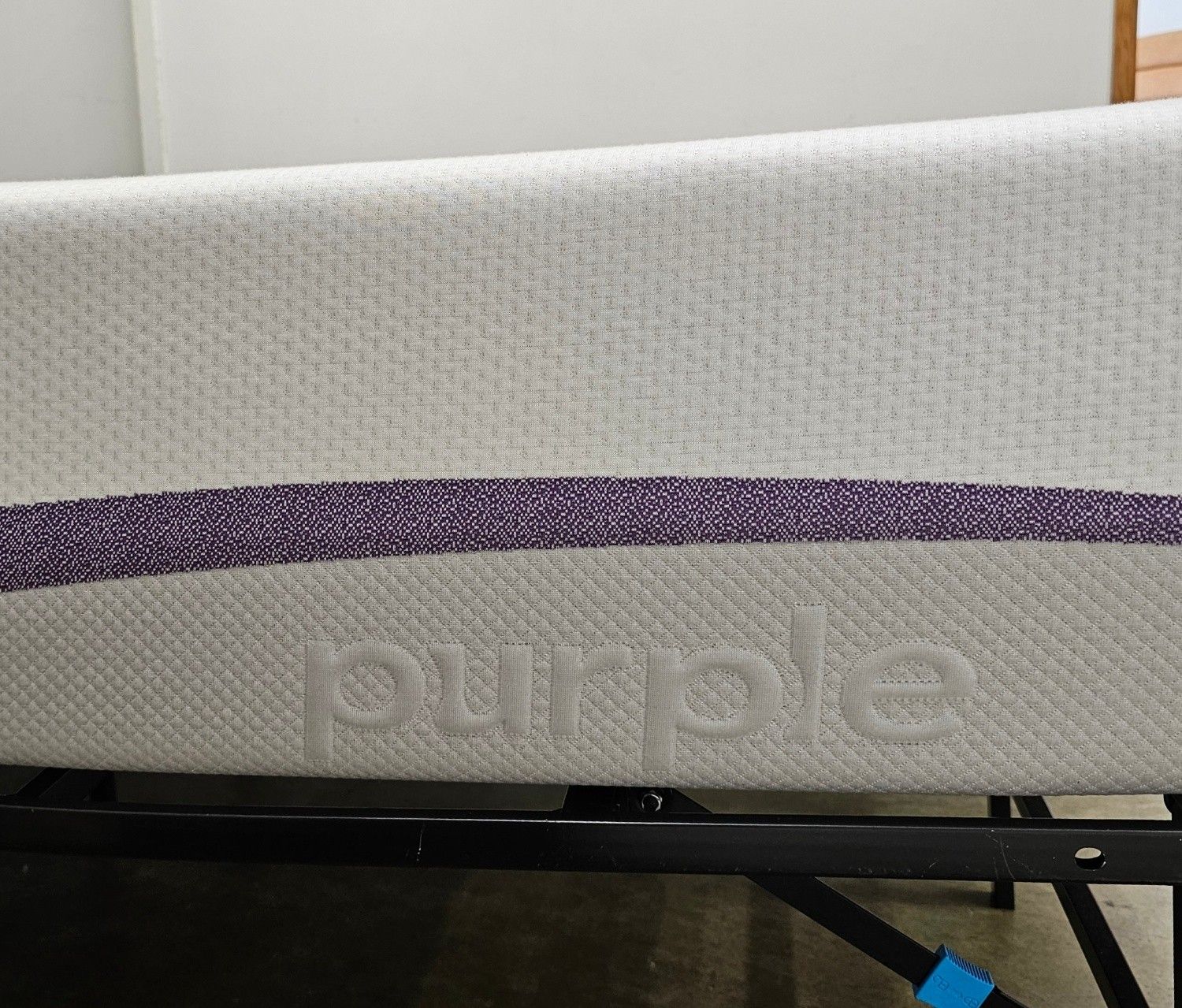 LIKE NEW! Purple Plus King Mattress - Delivery Available