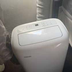 Toshiba Portable Air Conditioner 