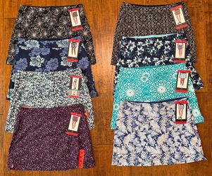 Women’s Skort Size Medium **BRAND NEW**