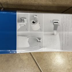 Franklin Brass Futura Chrome 2x 4-Piece Bath Hardware Sets