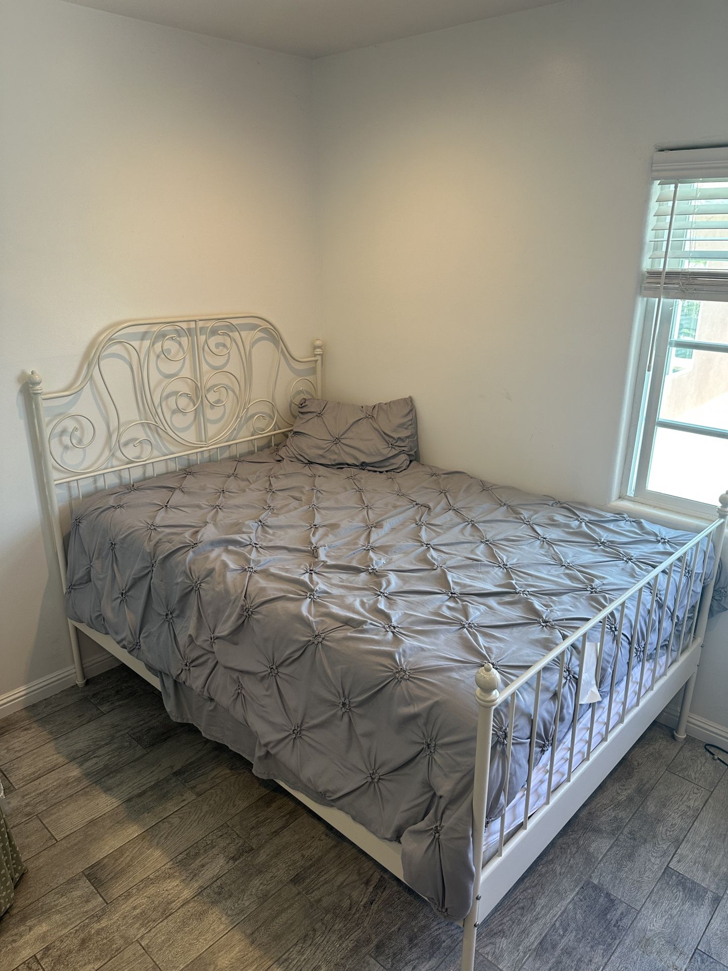 Full Size Bed, Box And Mattress