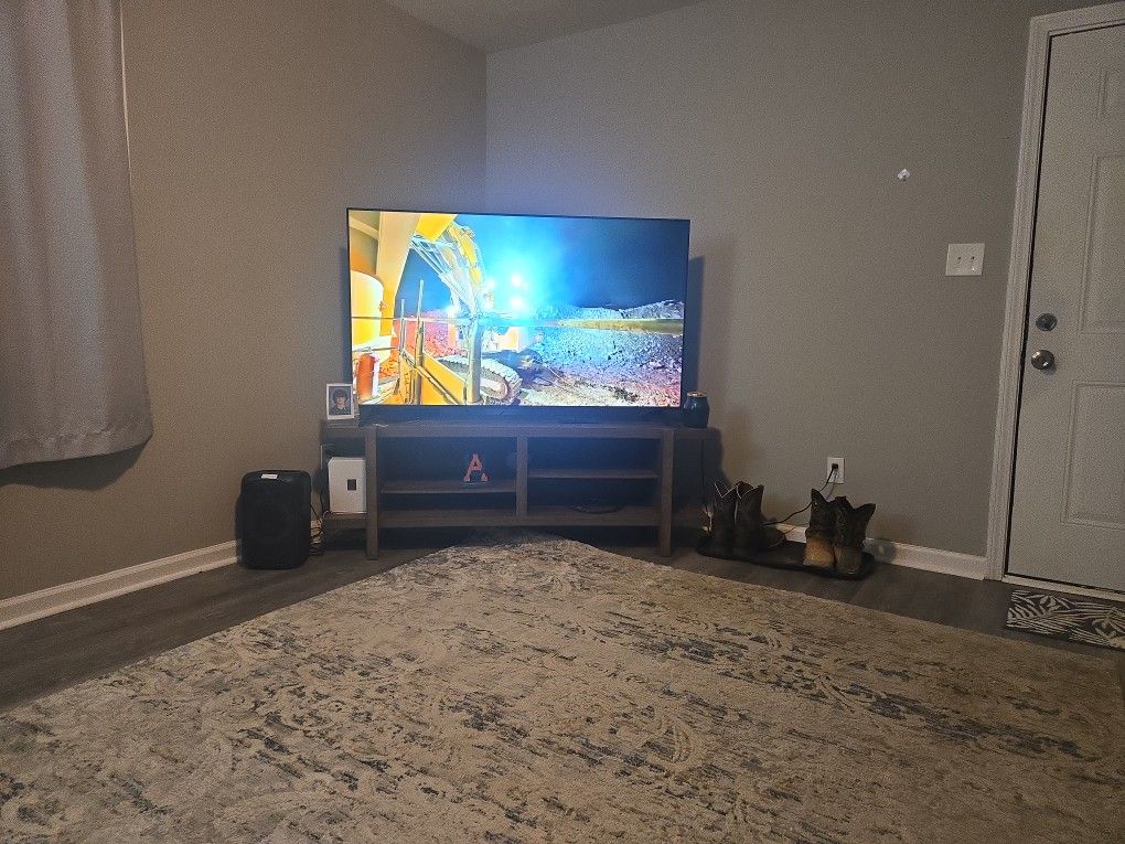 Lg 65 In  With Ai Very Nice Tv