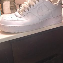 NICE NIKE FORCES