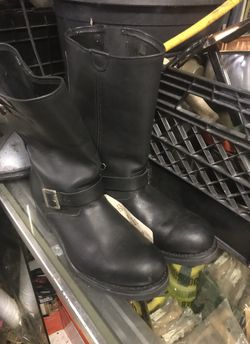 Leather boots size 11