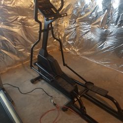Elliptical Machine 