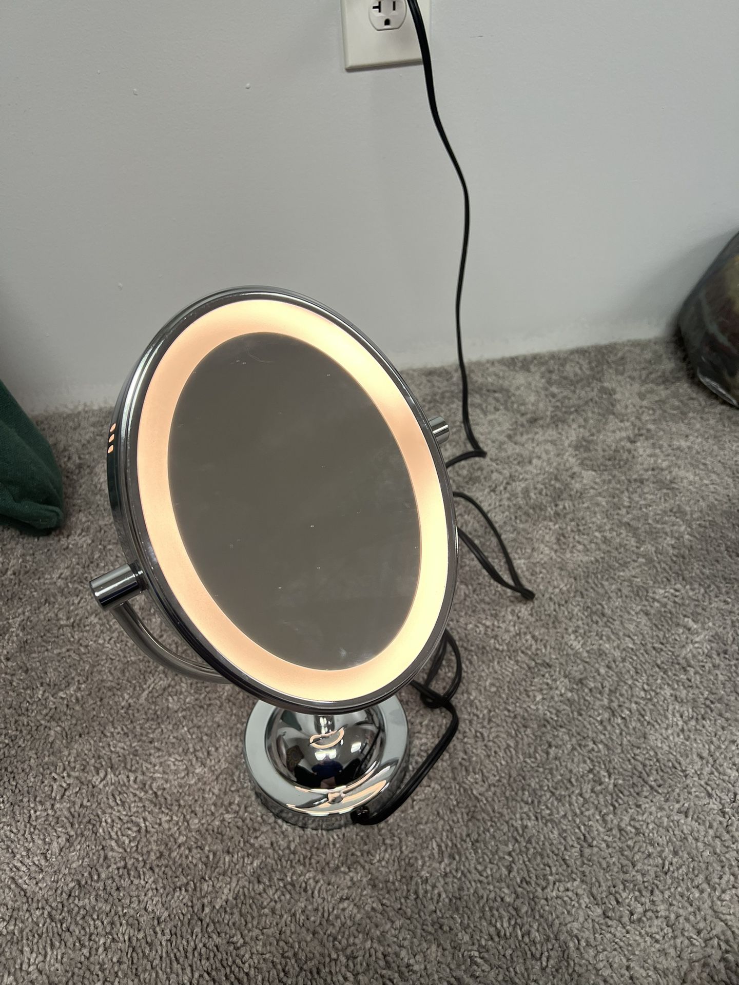 Light Up Make Up Mirror