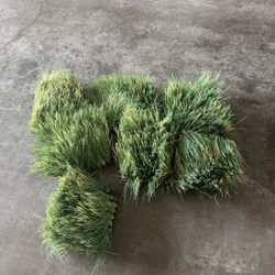 8 10x10” squares of fake long grass