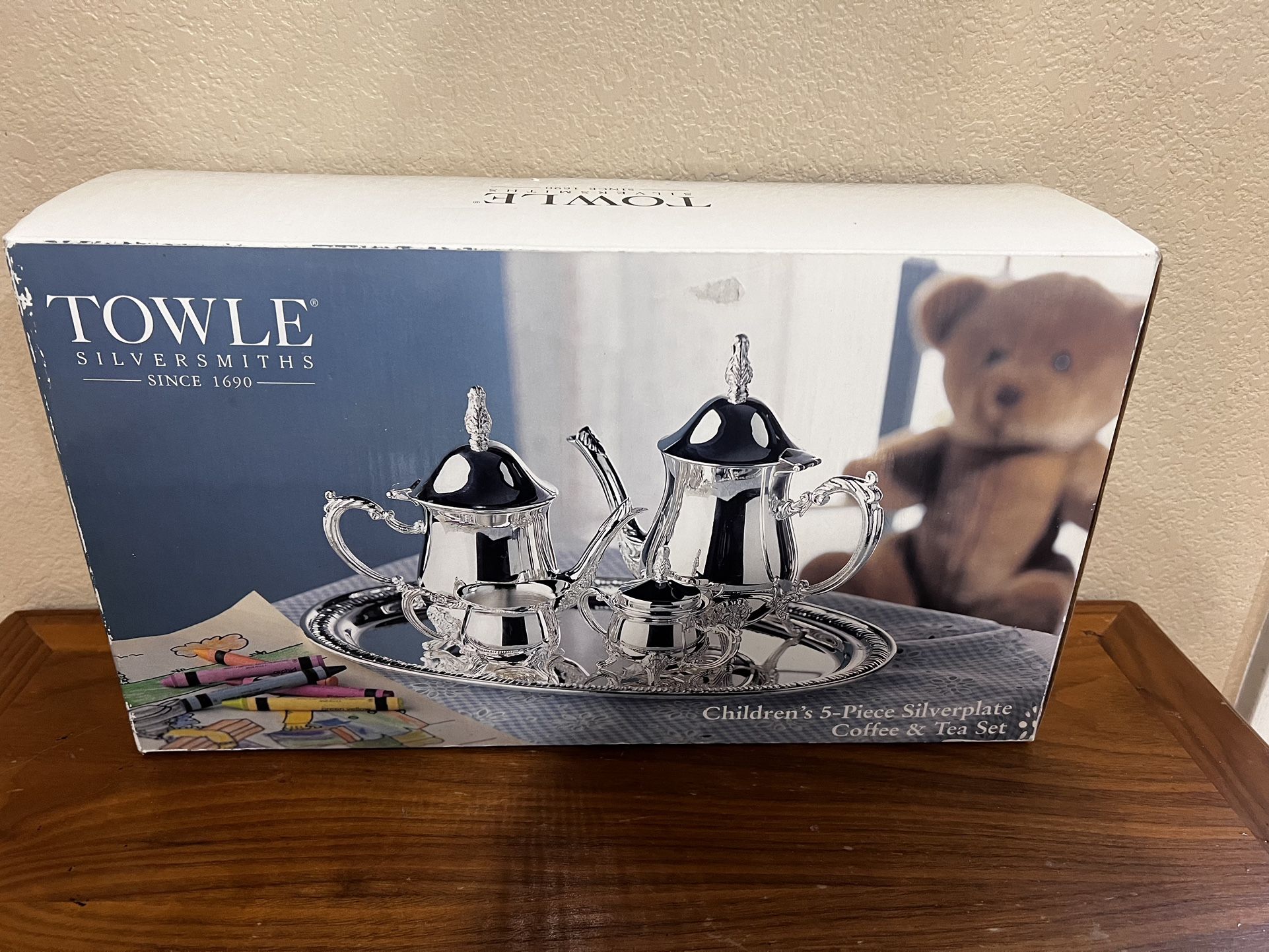 Vintage TOWLE  Silversmiths Children’s 5 Piece SilverPlate Coffee & Tea Set 