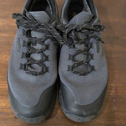 Keen Waterproof Shoes. Size 11.5