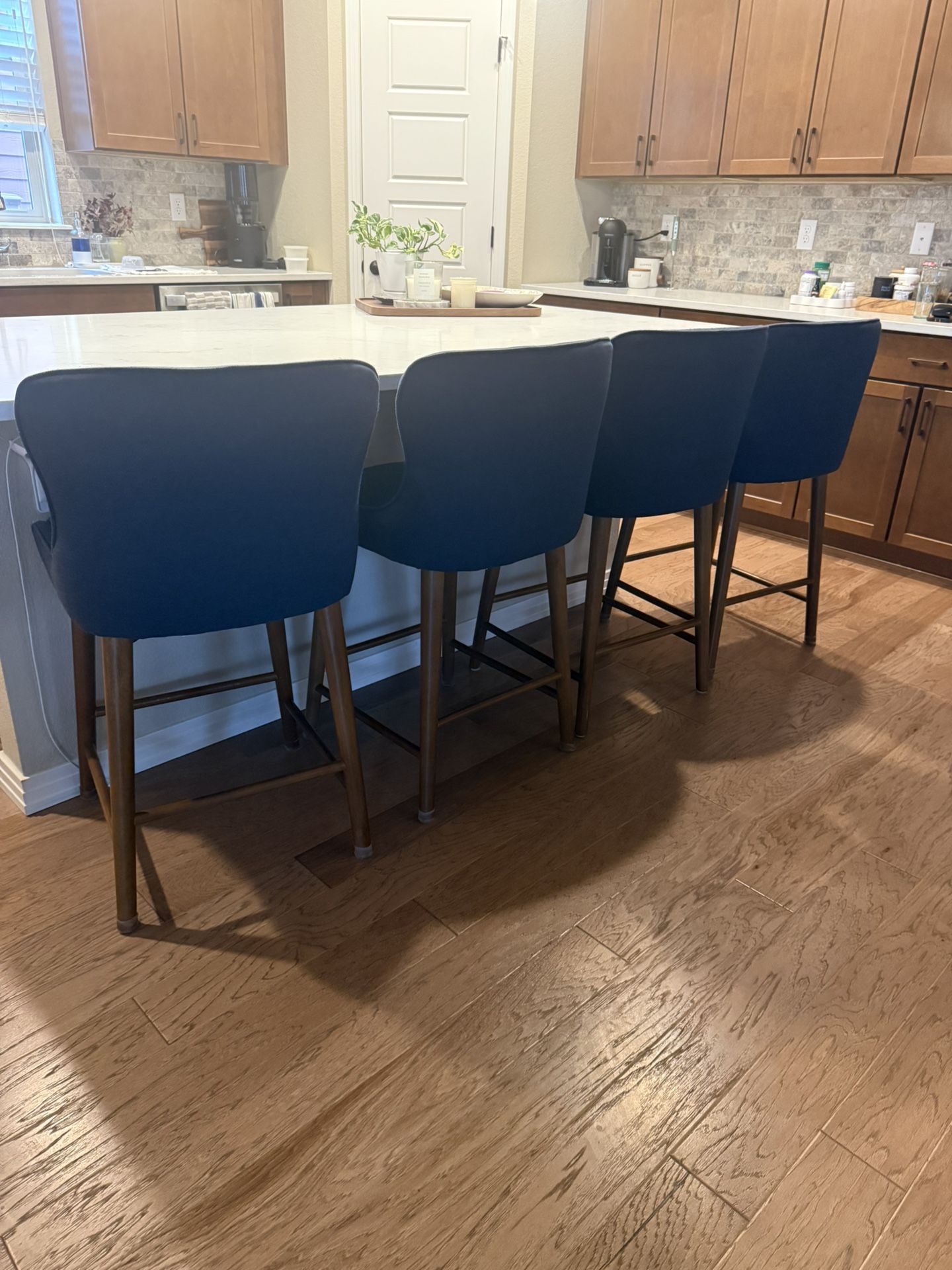 Set Of 4 Counter Height Upholstered Chairs W/ Seat Backs