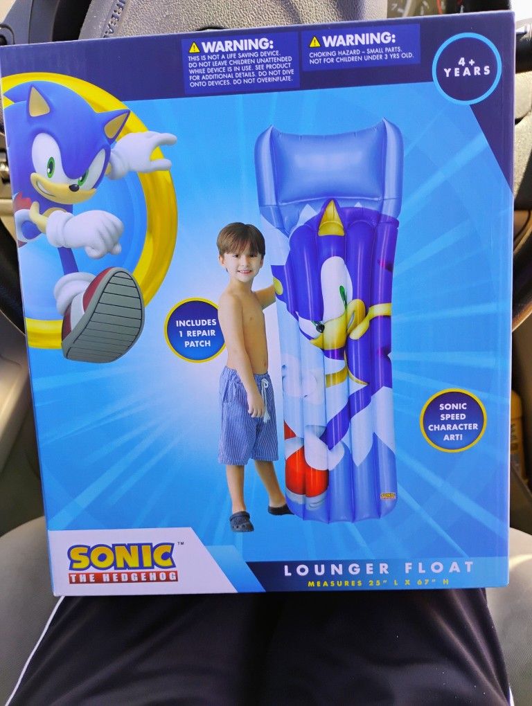 Sonic The Hedgehog Lounge Float