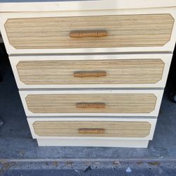 Dresser - 4 Drawers 