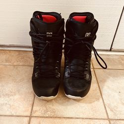 Size 15 Mens DC Snowboard Boots