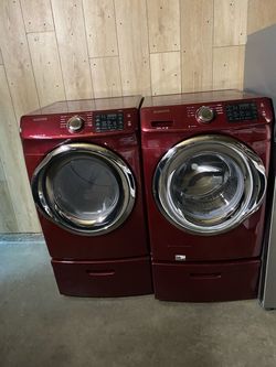 Samsung Front-Load Washer and Dryer Set
