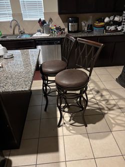 Set of 2 Counter Height Bar Stools