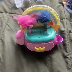 Trolls Sing Box