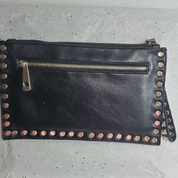 BLACK CLUTCH WRISTLET BAG