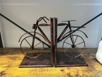 Bike bookends
