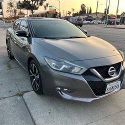 2018 Nissan Maxima 