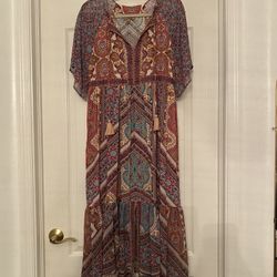 Beautiful Kachel Flowy Maxi Dress Size Small 