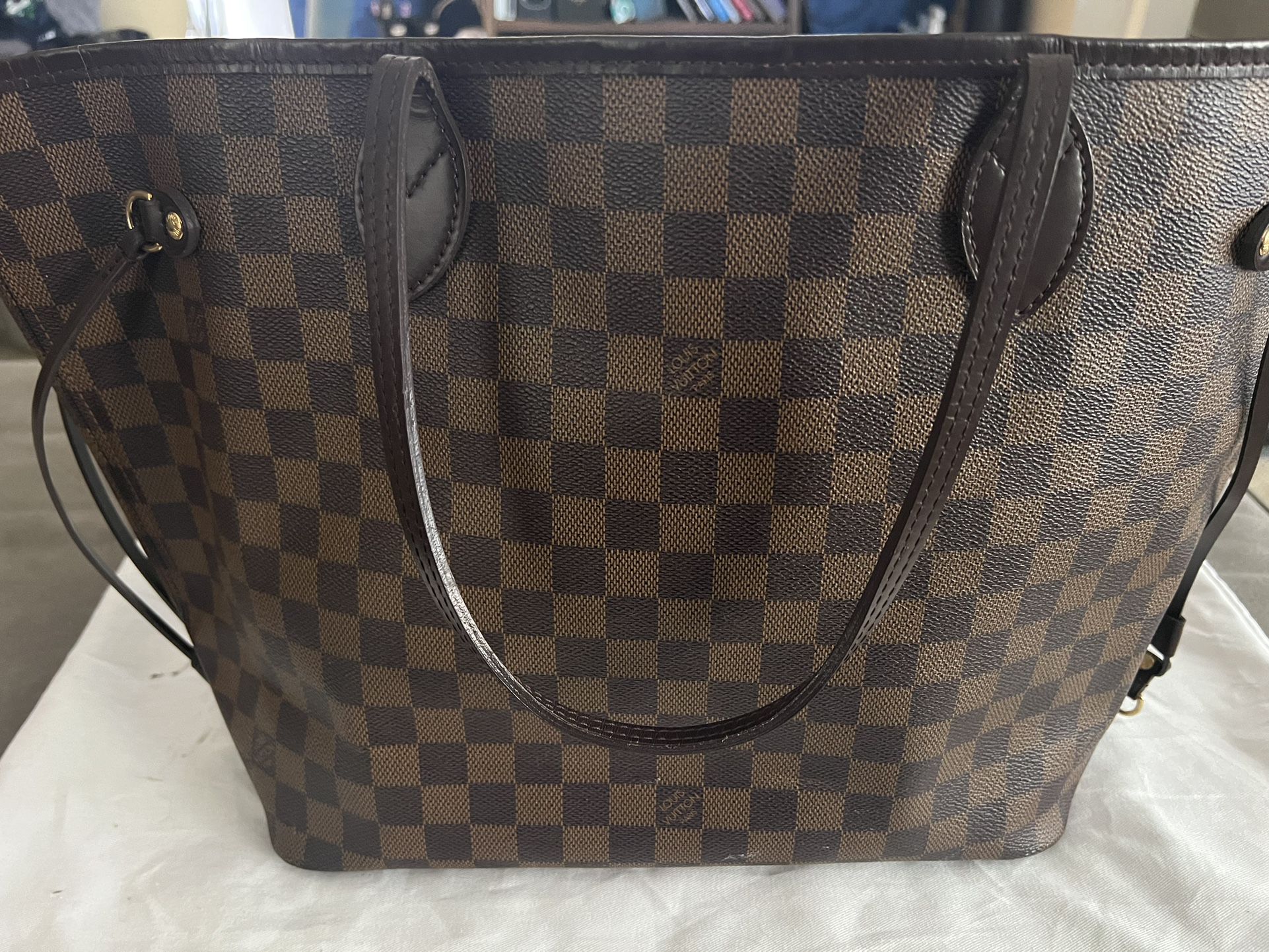 VINTAGE LV PURSE for Sale in Tacoma, WA - OfferUp