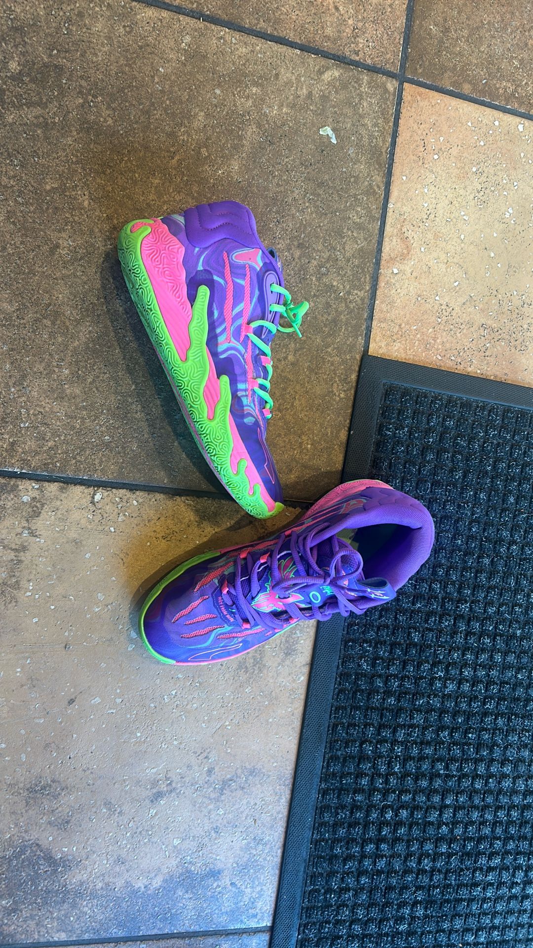 melo 01ofone
