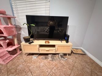 Tv stand