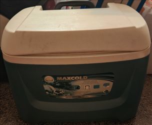 Igloo Maxcold Island Breeze Roller Cooler 60qt