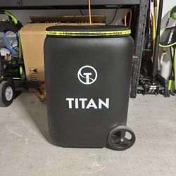 Titan One Pickleball Machine