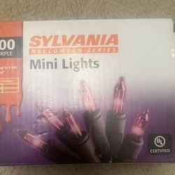 Sylvania halloweeen series mini lights 100 purple