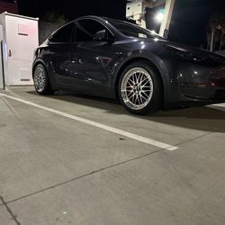 BBS -LM  5x114.3 Wheels 20inch Square Set Up